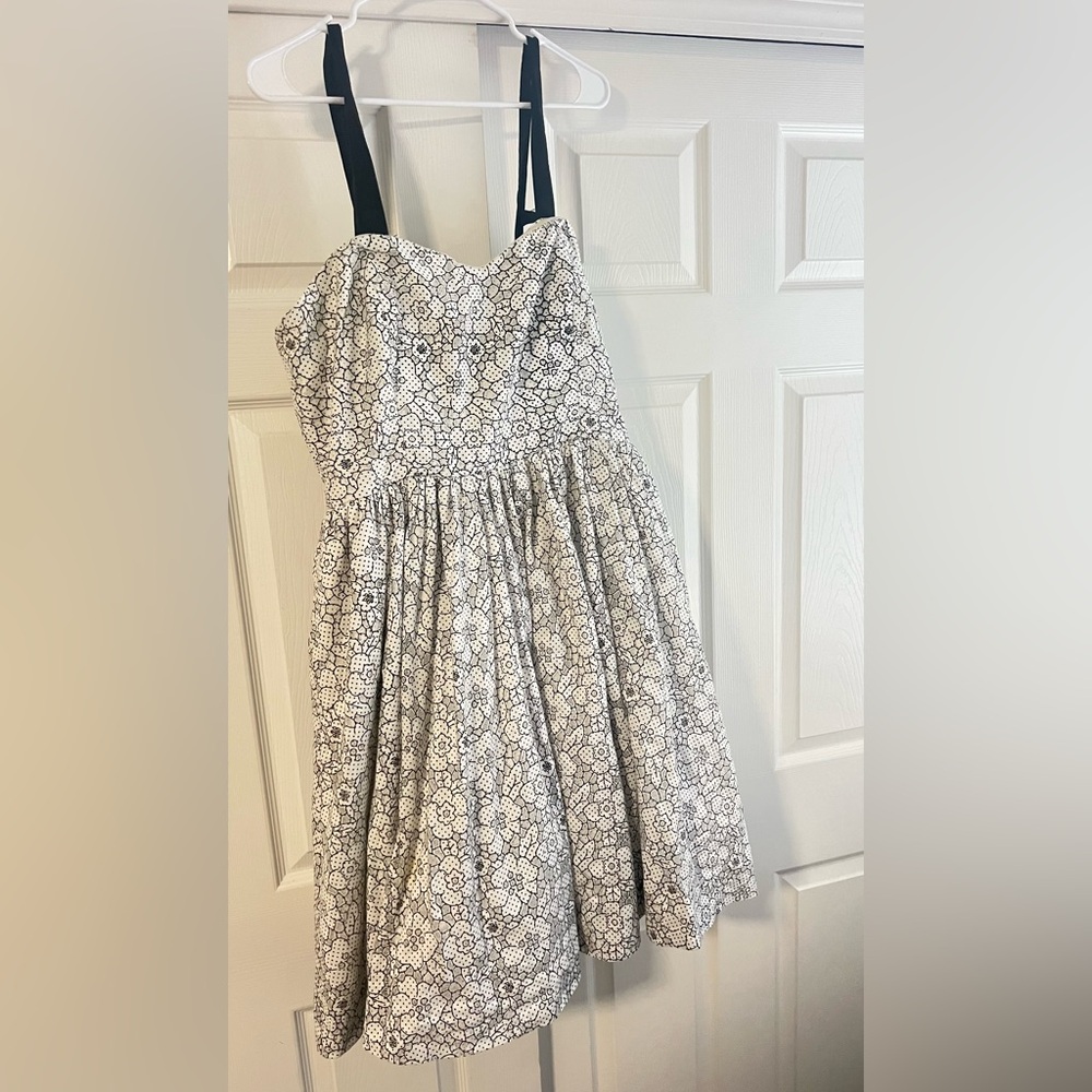 Geode Black and White Floral Dress